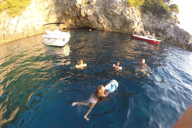 4h / 6h / 8h Elaphite Islands Tour with 6.5m/21FT SunDeck Boat - Lopud combines village time, church history, and lunch