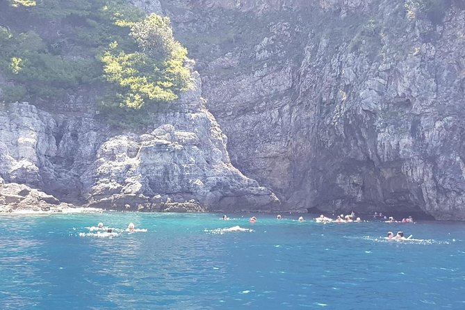4h / 6h / 8h Elaphite Islands Tour with 6.5m/21FT SunDeck Boat - What is included, and what you should bring