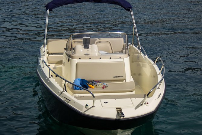 4h trip from Dubrovnik to the Elafiti islands with Quicksilver 675 boat - Drinks, towels, and practical comfort