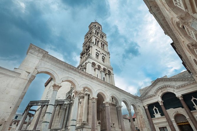 90-min Diocletian Palace Walking Tour - Golden Gate, Vestibul, and the Gregory of Nin statue