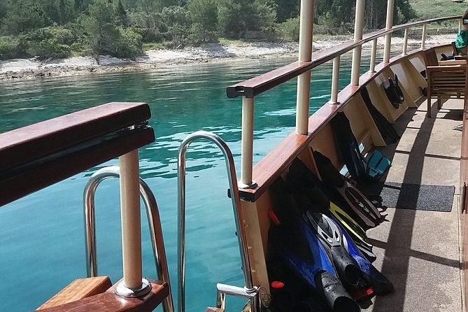 All Inclusive Brac and Solta islands swimming cruise - What the $133.08 price really buys you