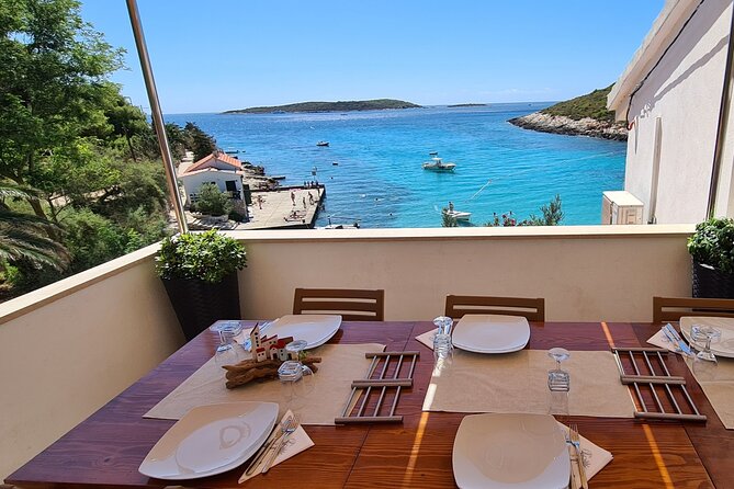 All-inclusive Gastro Blue Cave Tour from Split - Vis for free time, swimming, and island atmosphere