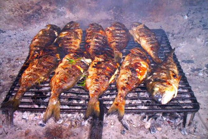 All-inclusive Gastro Blue Cave Tour from Split - What the crew adds to the day