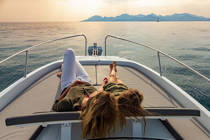 Amazing Sunset by private boat - Key points to know before booking