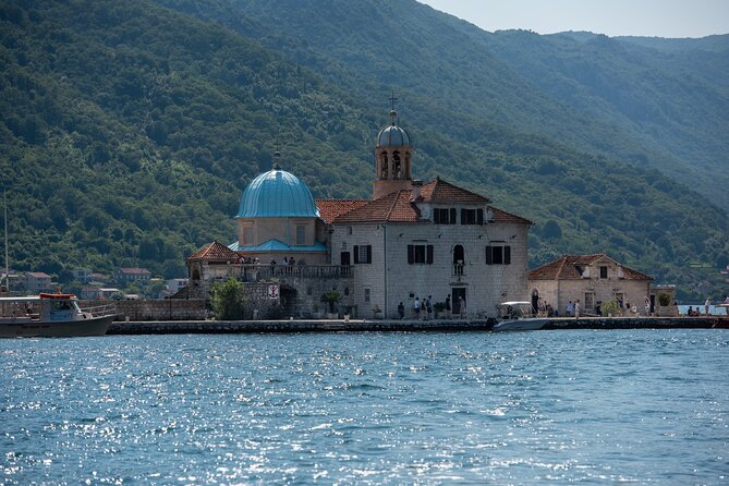 Bay of Kotor Private Full-Day Tour from Dubrovnik - Kotor: three hours inside a stone-walled town