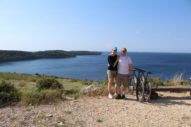 Bike Experience through Kamenjak - Dinosaur tracks at Cape Grakalovac