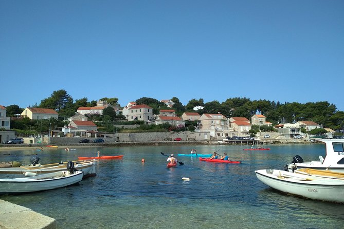 Bits of History - Half day kayak Tour with Wine delight - Starting in Lumbarda at 9:00 a.m.