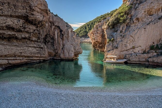 Blue and Green Cave Speedboat Excursion from Hvar Town - Why this boat trip works from Hvar