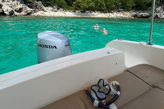 BLUE CAVE & ELAPHITI ISLANDS 4 HOURS ALL INCLUSIVE boat tour - Swimming, snorkeling, and rock jumping