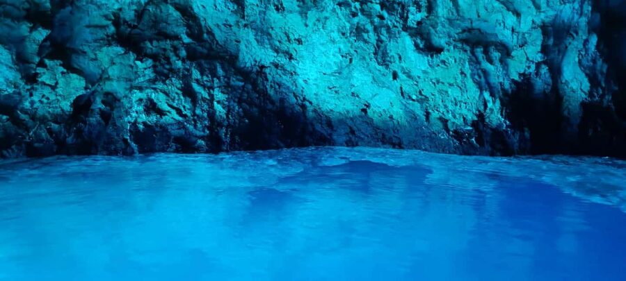 Blue Cave & Island-Hopping Tour with Snorkeling from Split - Who should book this tour?