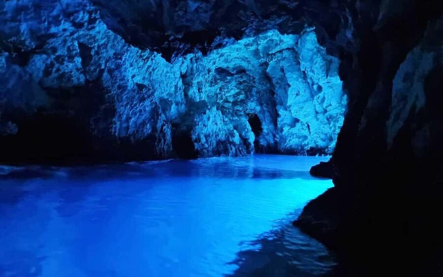 Blue Cave speedboat trip from Trogir - Why the Blue Cave makes the early ride worthwhile