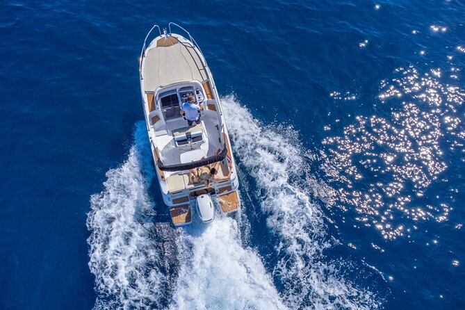 Blue Cave Three Green Caves Private Tour, free drinks and pickup - A private speedboat escape from Dubrovnik