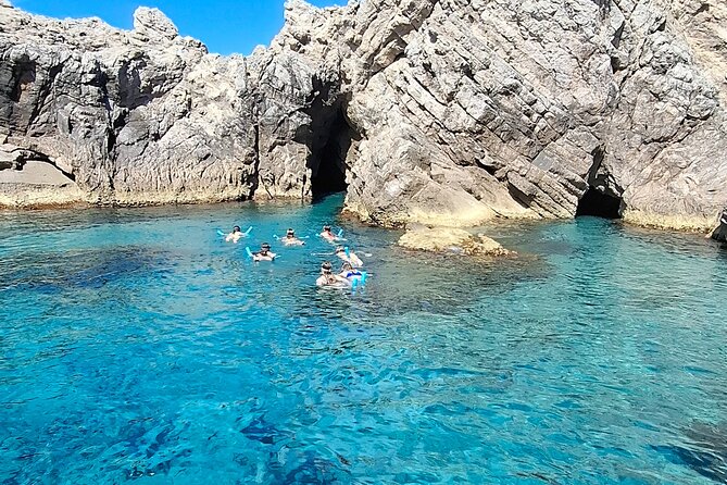 Blue & Green cave,Šunj beach - with drinks small group speedboat - The Green Caves and time in the water