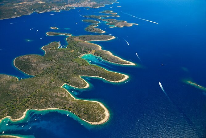 Blue & Green Cave Vis Island and Pakleni Islands Private Day Trip from Hvar - Stiniva Cove and its dramatic entrance