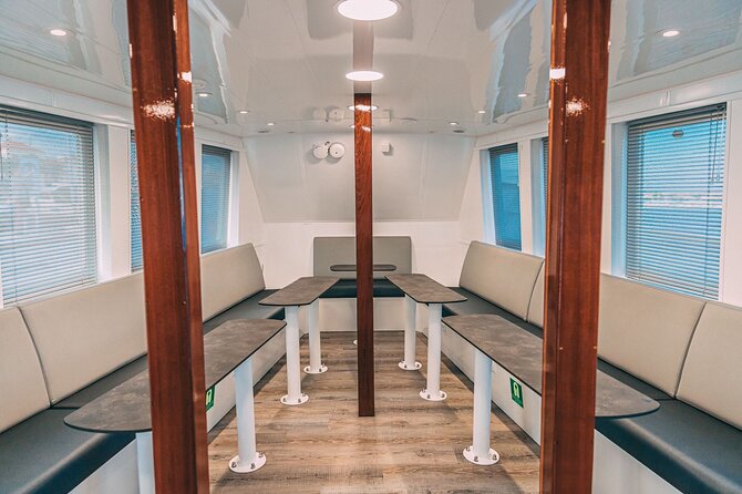 Blue Lagoon, Borkko Beach & Šolta from Split with LUNCH & DRINKS - Seating, sun, smoke, and comfort aboard
