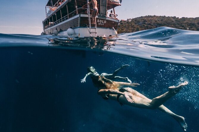 Blue Lagoon, Borkko Beach & Šolta from Split with LUNCH & DRINKS - Who should book this Split boat tour?