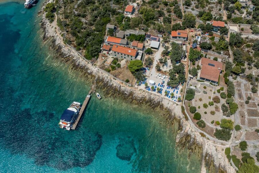 Blue Lagoon & Islands Day Cruise from Split with Lunch - What the included extras really add