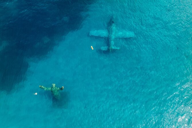 Blue Lagoon & Underwater Museum from Split with Lunch & Drinks - A slow return with old hits and sea views