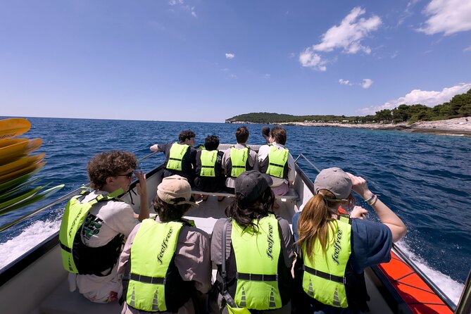 BOAT & KAYAK! Sea Adventure - Snorkeling & Cliff Jumps - Passing Pula’s cliffs and rocky passages