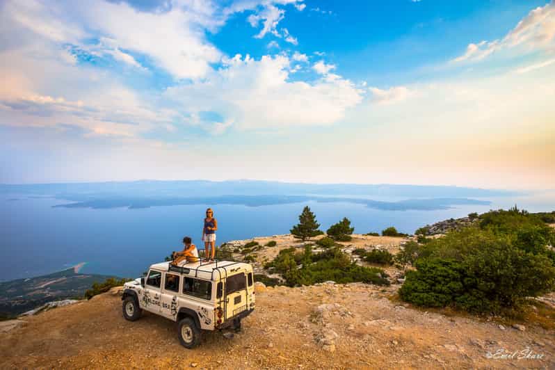 Brač: Island Exploration Tour by Four-Wheel Drive Jeep - Škrip and the taste of Brač olive oil