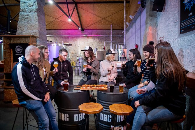 Brewery Tour with Food included - Four fresh beers in the factory-style tap room