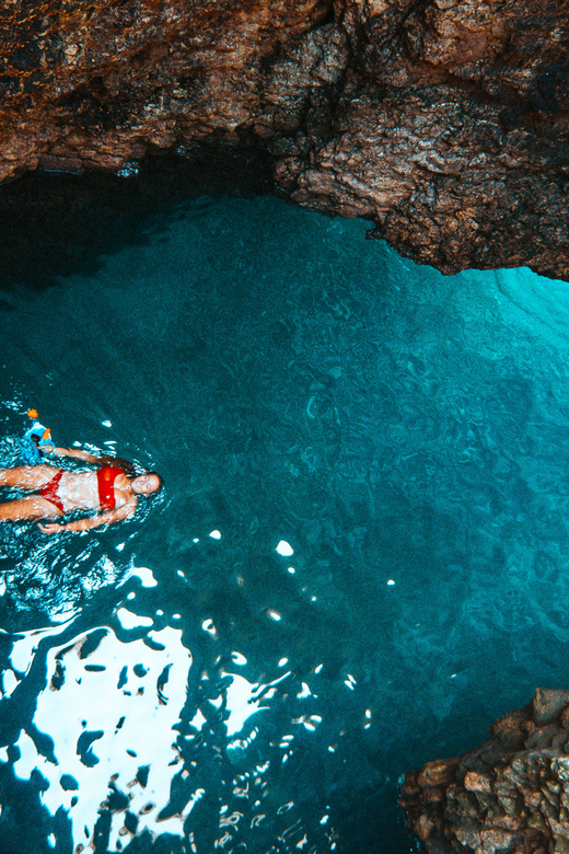 Cape Kamenjak: Cave and Safari Experience by Kayak - Weather, sea conditions, and physical demands