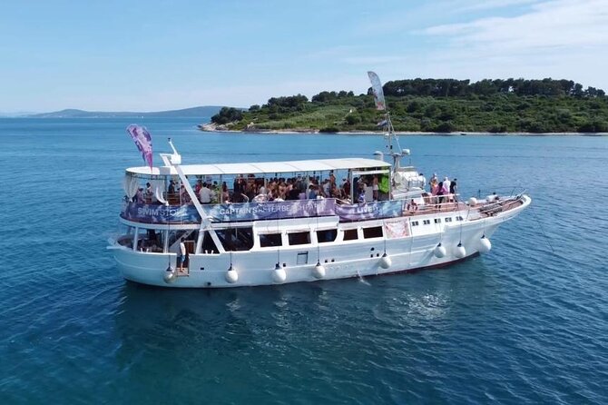 Captain’s Boat Party Split–Blue Lagoon Swim Stop + Free Shots &DJ - What the $34.76 price really covers