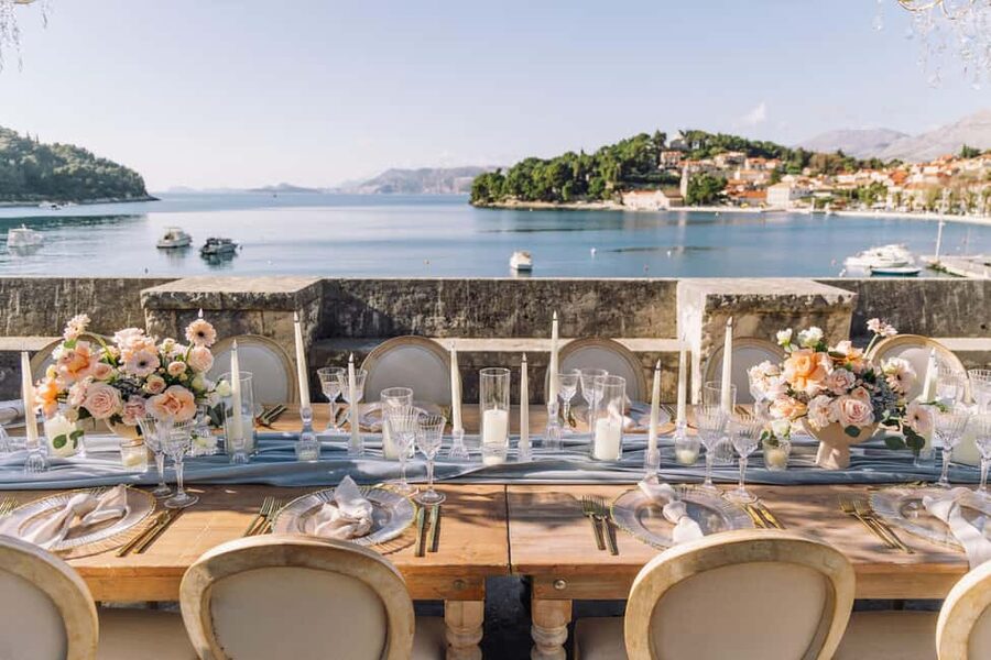 Cavtat: Banac Gallery Entrance & Sparkling Wine - Is $18 a fair price?