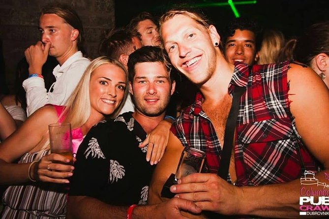 Columbo Pub Crawl Dubrovnik - Elyx Night Club and the open bar