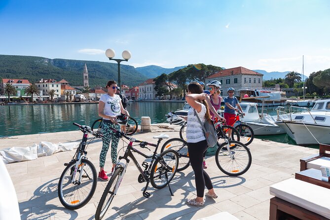 Cycle Hvar Tour - Jelsa and the pine-forest stretch
