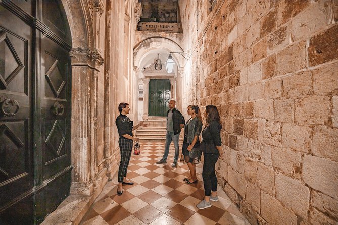 Dark Tales of the Old Town - Ending near Rector’s Palace on Stradun