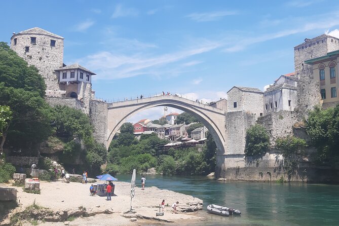 Day Tour of Mostar, Kravica Waterfalls & Počitelj small group - Local oysters, honey and regional flavors