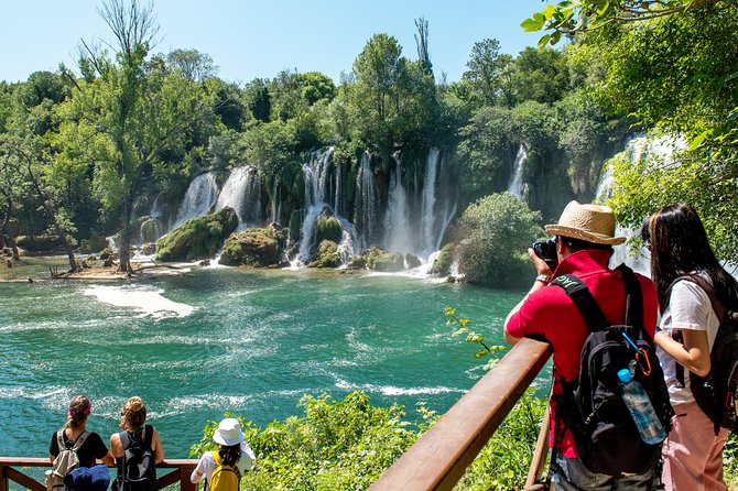 Day Trip to Mostar and Kravice (English-Español) - The road to Kravice and the border checks