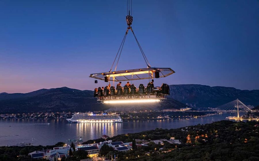 Dinner in the Sky Dubrovnik - Choosing your menu: three courses or four Croatian regions