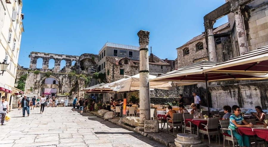 Diocletian's Palace and Old Town SMALL GROUP Walking Tour - Medieval streets and the Cathedral of Saint Domnius