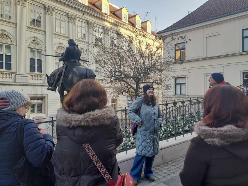 Discover Zagreb Tour - Tkalčića Street and Krvavi Most