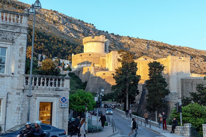 Drinks & Bites in Dubrovnik Private Tour - What you actually eat and drink