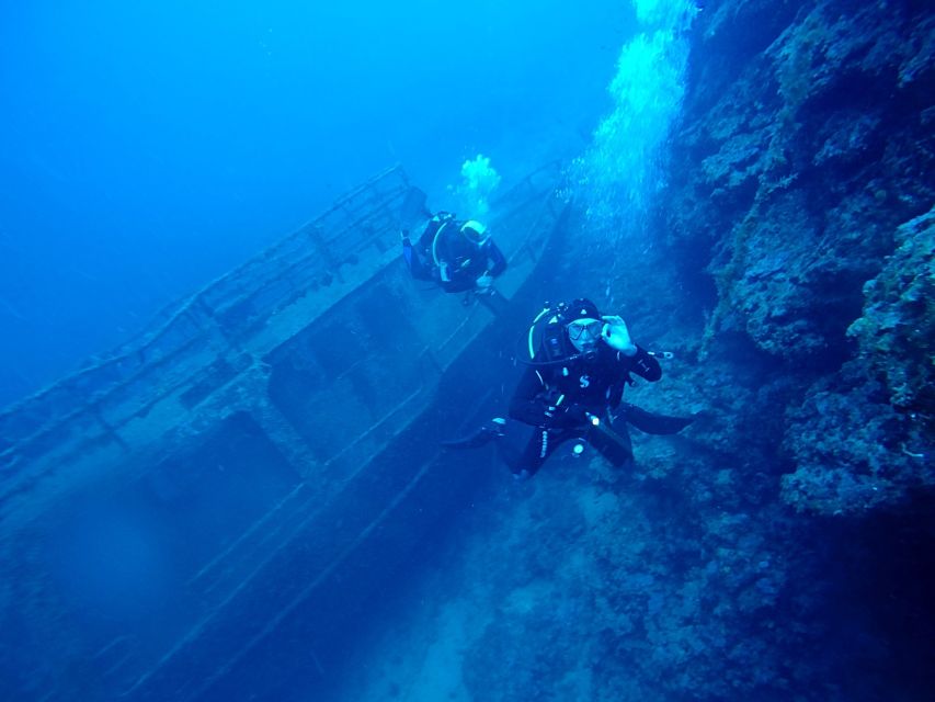 Dubrovnik: 1-Day Diving Package - What the guides add to the experience