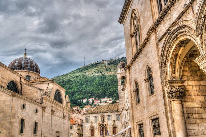 Dubrovnik: 3 Hour Private Tour - Old Town & City Walls - Finishing near the old harbor