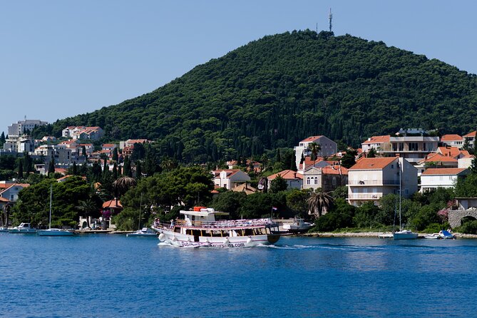 Dubrovnik: 3 Islands Boat Tour with Lunch & drinks(FR, ES, EN) - Koločep is built for swimming and a final party