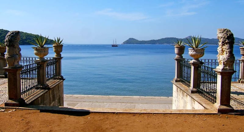 Dubrovnik: 3 Islands Boat Trip with Drinks (FR, ES, IT, EN) - Is $51 good value?
