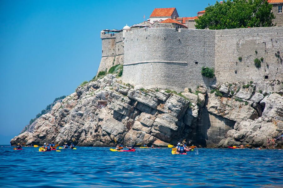 Dubrovnik: Afternoon Kayaking and Snorkeling Tour - The slow paddle back to Pile Gate