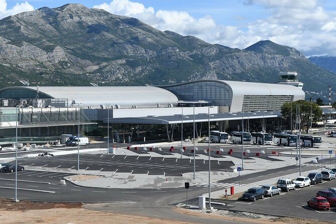 Dubrovnik airport to Dubrovnik city private transfer - Getting dropped at your accommodation