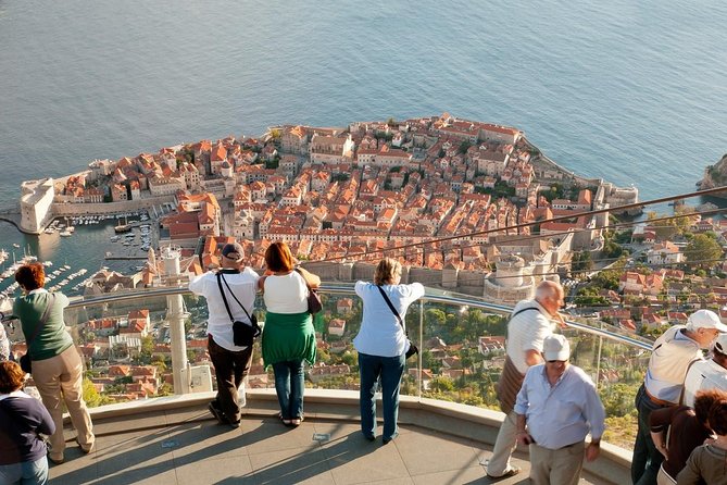 Dubrovnik Airport Transfer Shuttle - Punctuality and help with luggage
