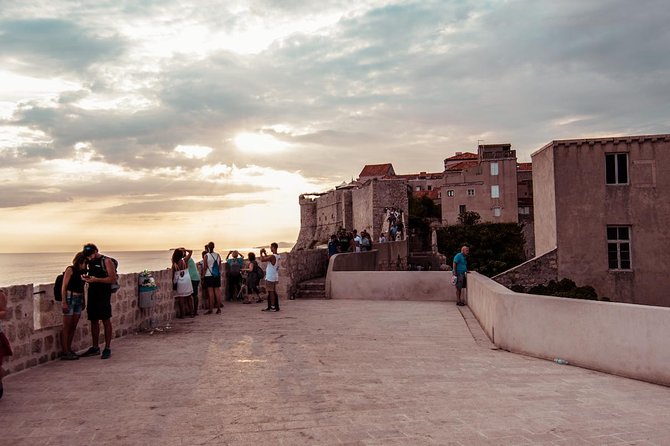 Dubrovnik: Ancient City Walls & Wars Walking Tour - Dubrovnik’s republic, diplomacy, and wars
