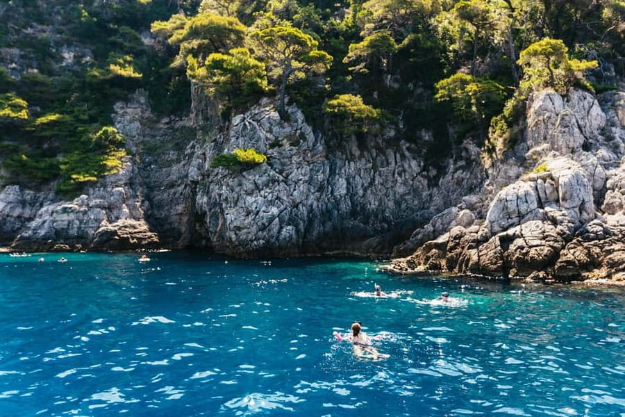 Dubrovnik: Blue Cave and Elafit Small Group Boat Exploration - Five details that shape the experience