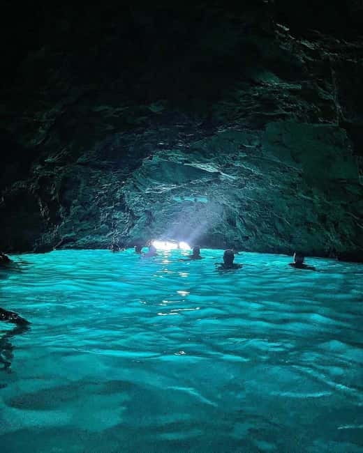 Dubrovnik: Blue Cave Tour by Speedboat with Small Group - The first 20 minutes across the Adriatic