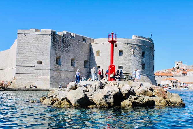 Dubrovnik Boat Tour: Lokrum Island, Betina Cave & St.Jacobs Beach - Betina Cave, beautiful but dependent on the sea