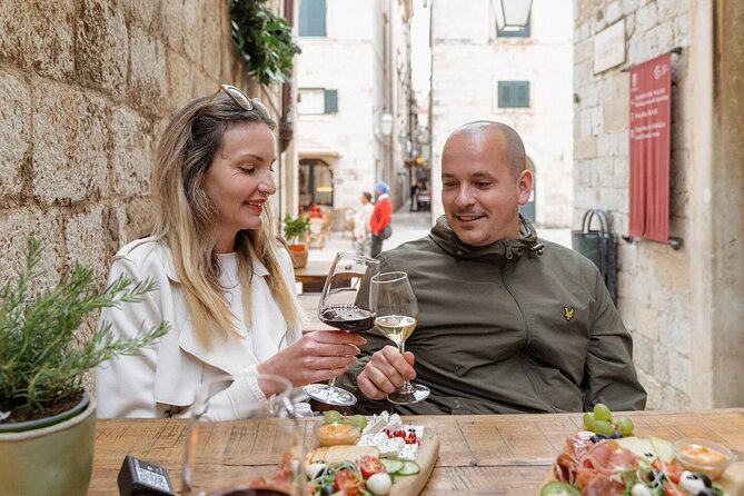 Dubrovnik by Night, History, Wine & Bites - How this compares with exploring alone