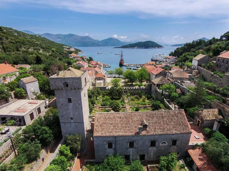 Dubrovnik: Elaphite Island Hopping Cruise on Karaka Ship - Lopud: three hours to swim, eat, and wander